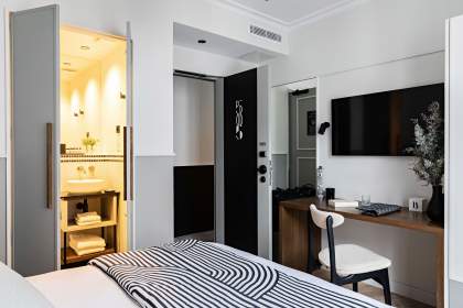 ▸ Blake Hotel Paris · Hôtel Best Western Premier Paris Gare Saint-Lazare queen